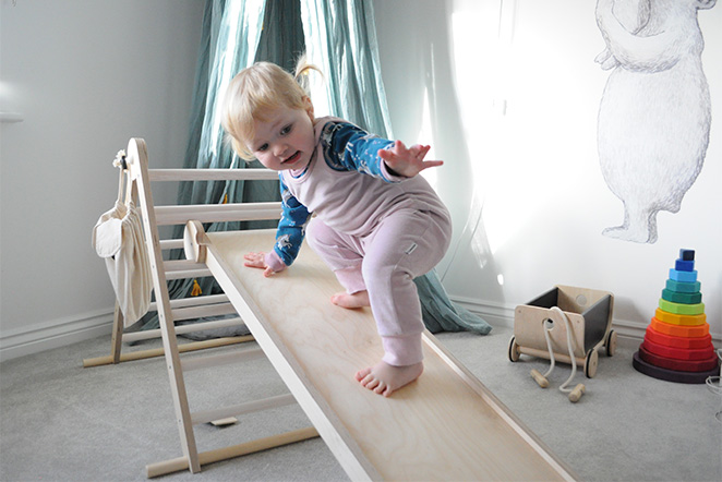 triclimb-miri-slide-lifestyle-2 triclimb-miri-slide-lifestyle-2